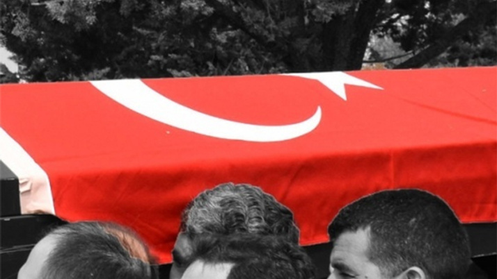 PKK'lı teröristlerden alçak saldırı: 1 şehit!