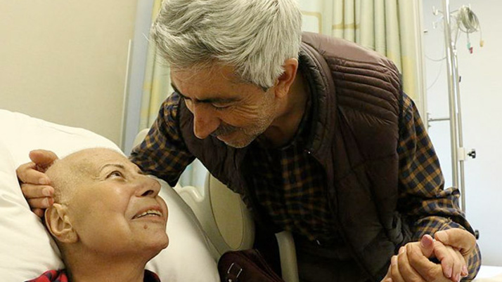 15 yıl sonra hastanede yeniden evlendiler
