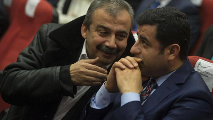 HDP'li Demirtaş ve Sırrı Süreyya Önder'e hapis şoku!