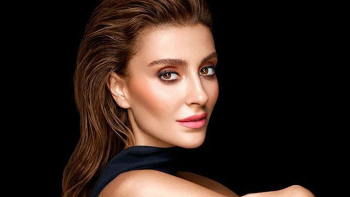 Ünlü model Özge Ulusoy hastanelik oldu!