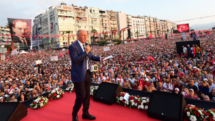 İnce'den İzmir'de muhteşem miting