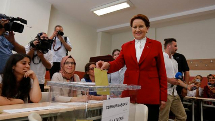Oy verme işlemi sonrası Akşener'den ilk açıklama