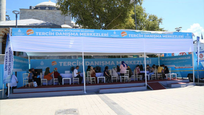 İBB ,35 bin üniversite adayına rehber oldu