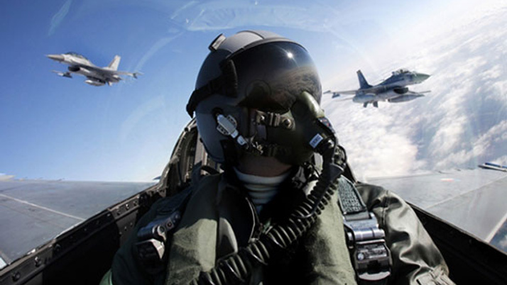 Türk Hava Kuvvetleri'nden emekli pilotlara tarihi çağrı! Harbe hazırlık...