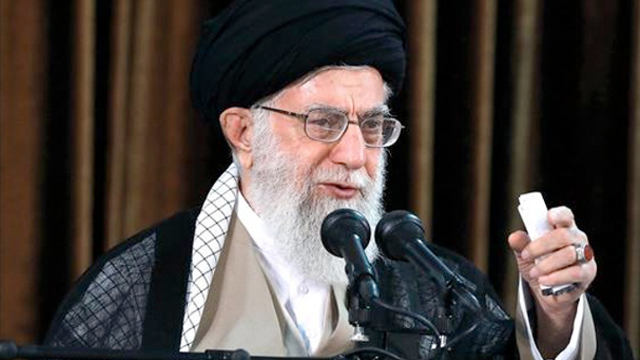 Ruhani'nin seçim vaadi Ali Hamaney'e takıldı