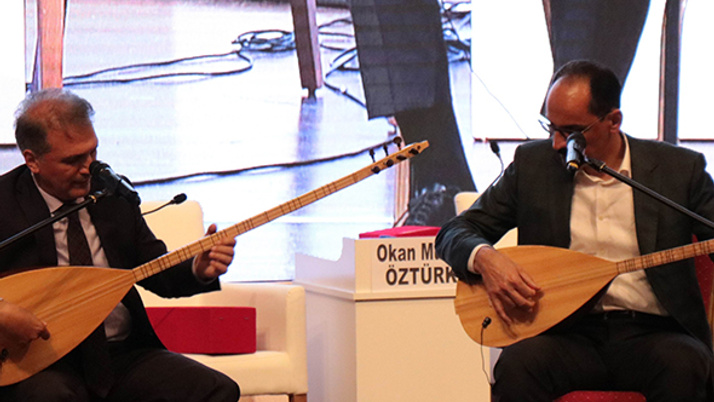 Neşet Ertaş anıldı: İbrahim Kalın saz çalıp türkü söyledi!