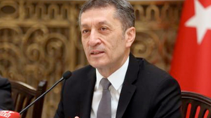 Bakan Selçuk'a sosyal medyadan teşekkür yağdı
