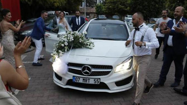 Düğünü haciz memurları bastı! Üçüncü kez evleniyordu...