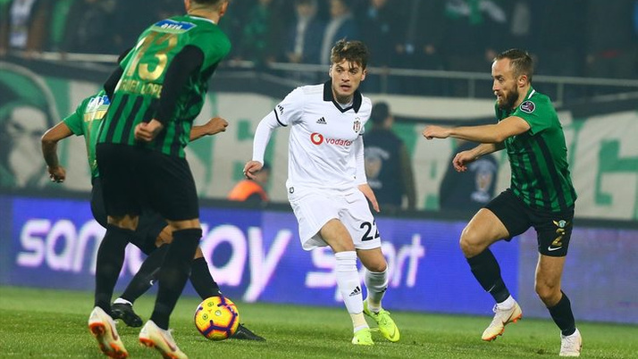 Akhisarspor-Beşiktaş maçında olay kural hatası!