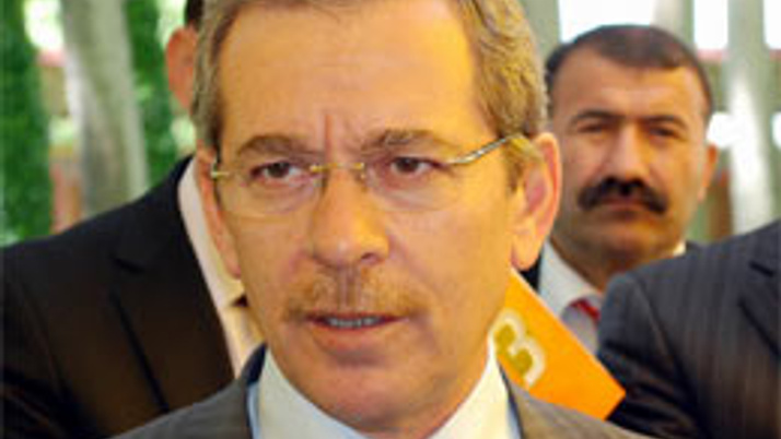 Şener'den Anayasa paketine eleştiri