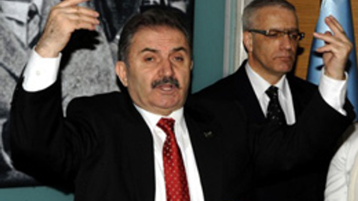 Sağda kutsal ittifak sizlere ömür!