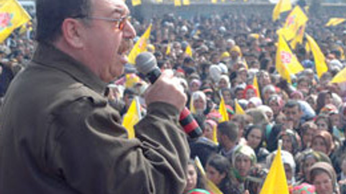 Hatip Dicle'den Lice ve bayrak eyleminin şifreleri!
