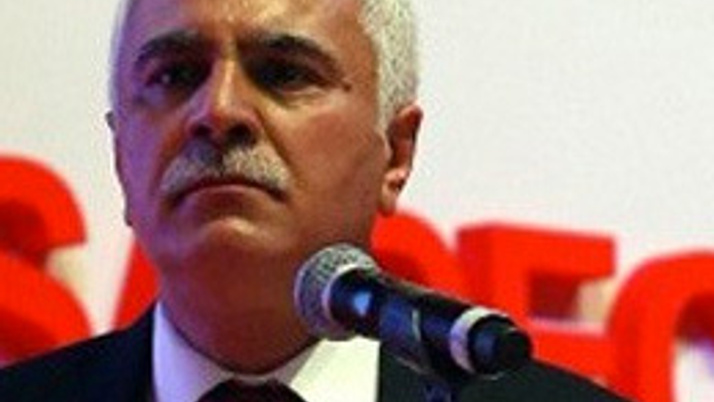MHP'li Aydın: Hiçbir cemaatin üyesi değilim!