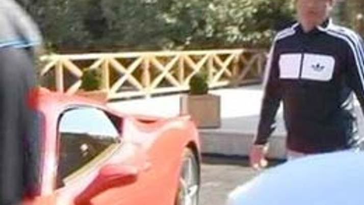 Acun Ferrari'siyle zor anlar yaşadı!