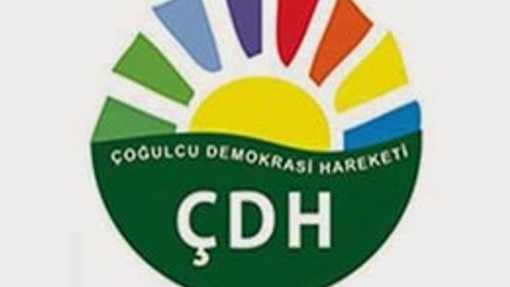 Çerkesler dilleri ve kimlikleri için partileşiyor