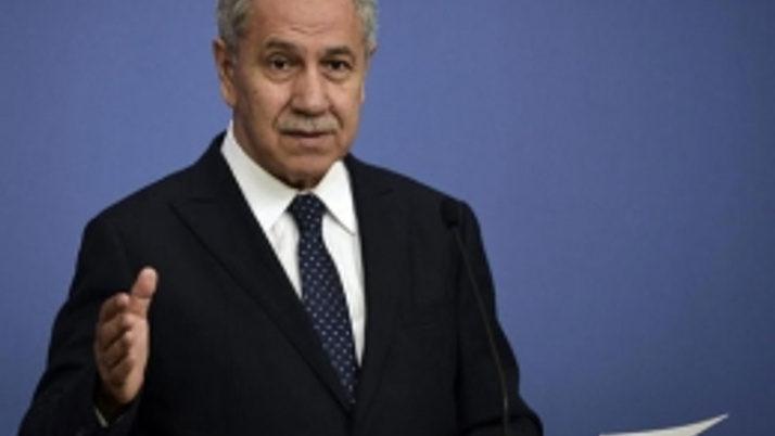 Bülent Arınç'ı haklı çıkaran anket! Nefretle bakıyorlar!