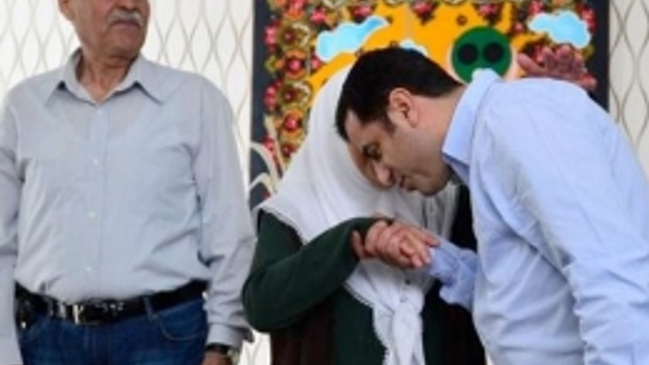 Selahattin Demirtaş'ın anne ve babası ilk kez ...