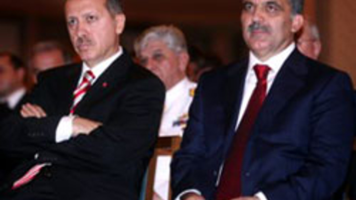 Erdoğan Abdullah Gül hakkında neden hiç konuşmuyor?