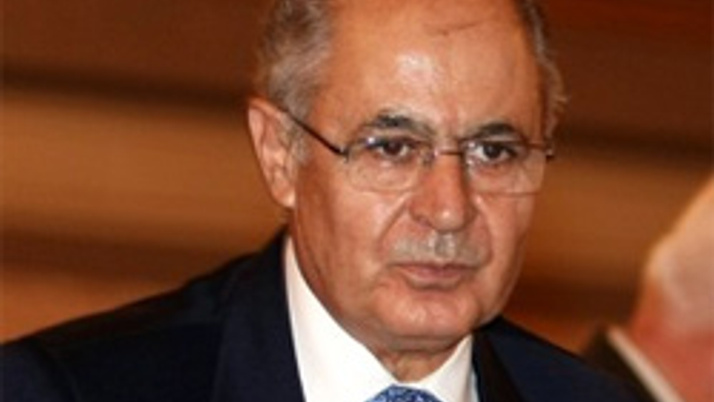Kızları işten atılan Sezer ne dedi?