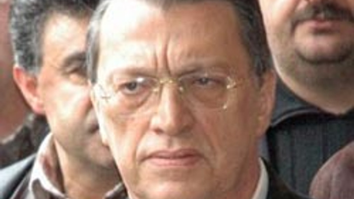 Mesut Yılmaz'dan sürpriz istifa