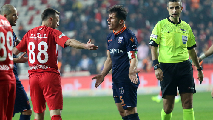 Antalyaspor Başakşehir maçı golleri ve geniş özeti