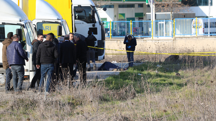 Diyarbakır'da bir kurumun bahçesinde ceset bulundu!