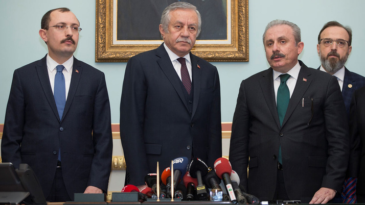 AK Parti'nin TBMM Başkan adayı Mustafa Şentop başvurusunu yaptı