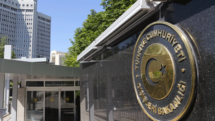 Türkiye'den çok sert Yunanistan çıkışı