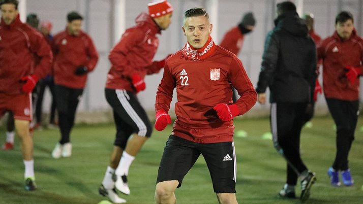 Sivasspor kafilesini taşıyacak uçağa yıldırım isabet etti