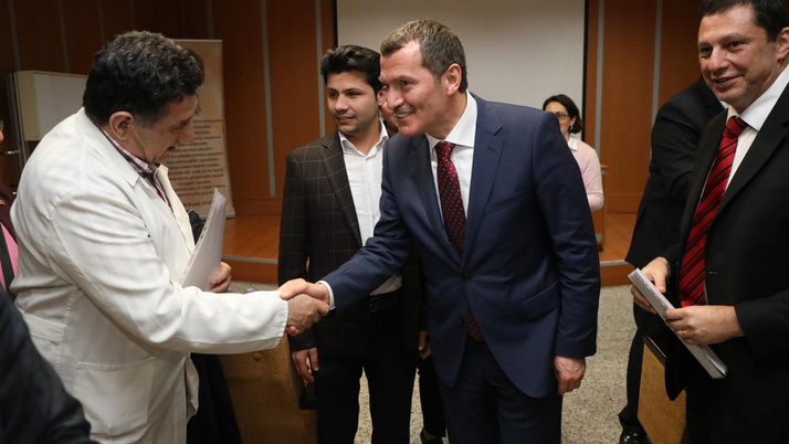AK Parti Zeytinburnu adayı Ömer Arısoy’dan kentsel dönüşüm açıklaması