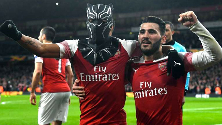 Arsenal zoru başardı turu geçti