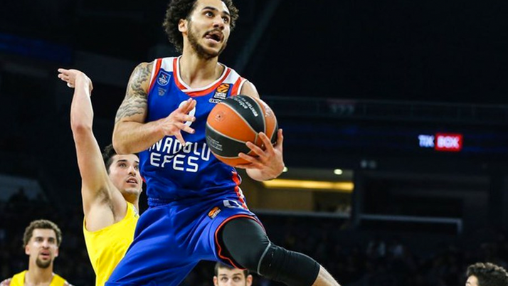 Anadolu Efes, Maccabi'yi dağıttı