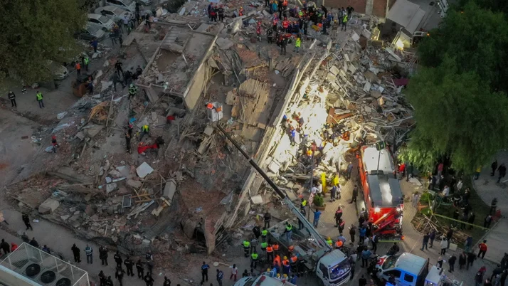 İzmir depremi ölü ve yaralı kaç oldu? 6.6 büyüklüğündeki depremde son durum