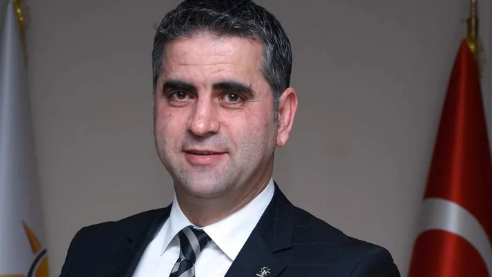 Kandıra Belediye Başkanı Adnan Turan, koronavirüse yakalandığını açıkladı