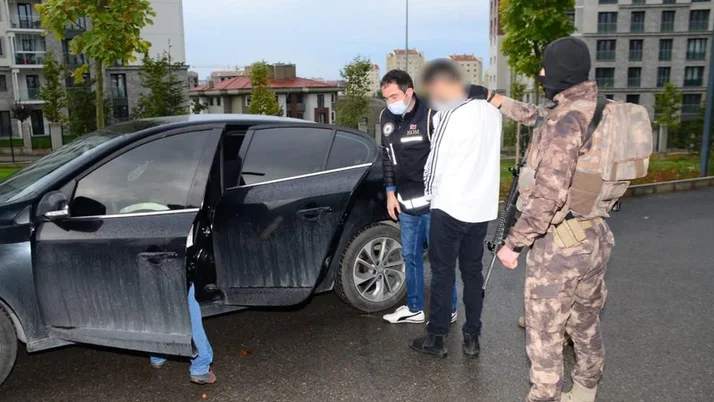 Kocaeli'de 'Oltalama' yöntemi ile dolandırıcılığa polis darbesi! 29 kişi gözaltında