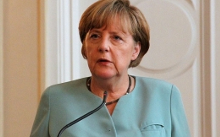 Merkel: Türkiye, AB için anahtar ülke