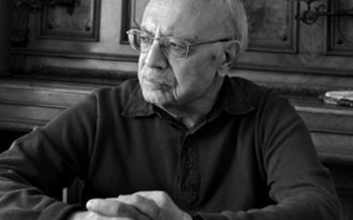 Ünlü yazar Tahsin Yücel hayatını kaybetti