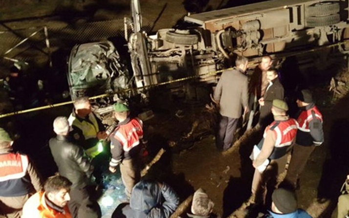 Bursa'da kamyon faciası: 4 ölü!