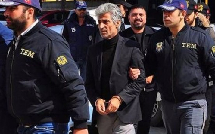 Manisa'da HDP'li eş başkanlar tutuklandı