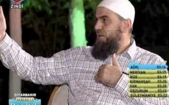 Namaz kılmayan idam edilir sözü sosyal medyayı salladı!