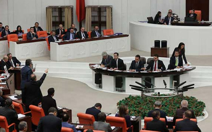 Meclis'te bu kez tutanak krizi çıktı!