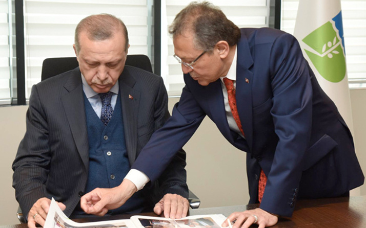 Ahmet Edip Uğur istifa için tarih verdi