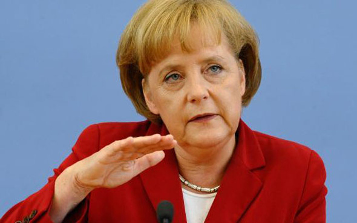 Merkel Türkiye'ye vermediği silahı Barzani'ye verdi!