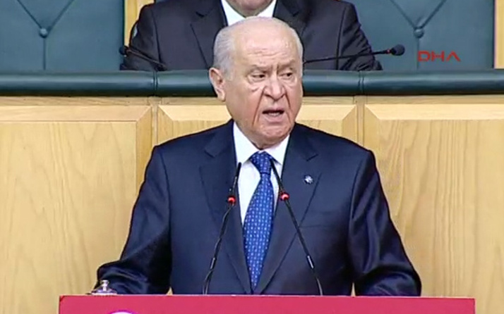 Bahçeli: Zarrab şarlatanı vatandaşlıktan çıkarılsın
