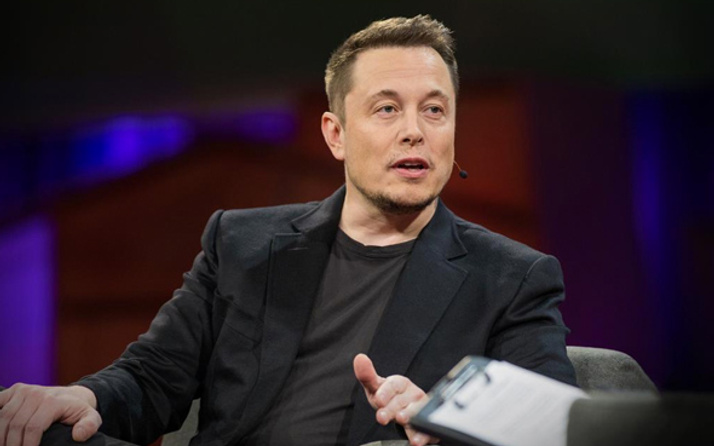 Elon Musk kimdir nereli TESLA çılgın projeyi herkes konuşuyor 