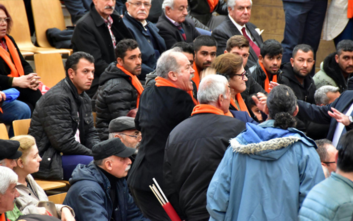 CHP'de gergin kongre eleştirince tepkiler yükseldi