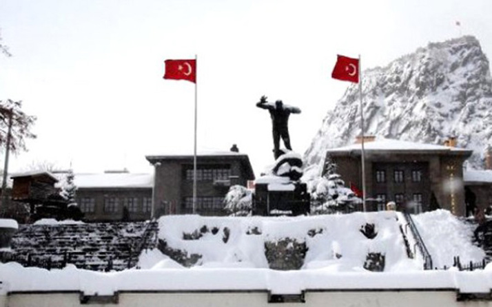Afyonkarahisar hava durumu okulları tatil ettirecek kar yağışı