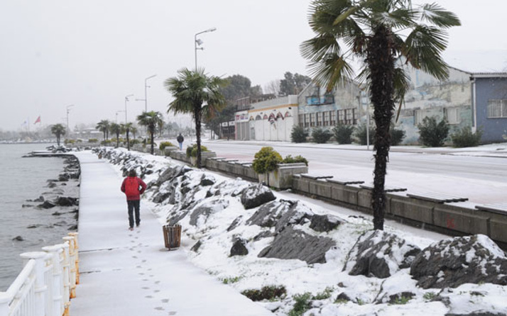 Samsun hava durumu kar bastırdı okullar tatil mi?