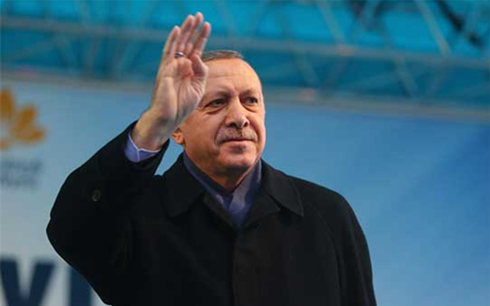Erdoğan'dan CHP'li Yılmaz Büyükerşen'e tebrik