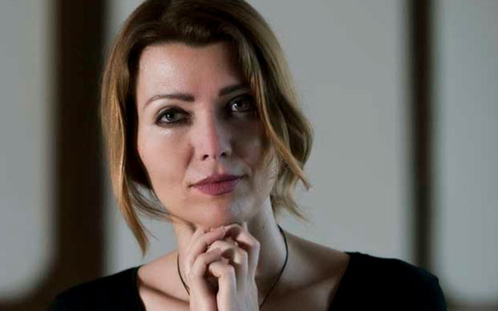 Olay iddia: FETÖ, Elif Şafak'tan mı ilham aldı?